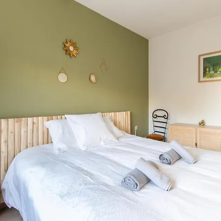 Prázdninový dům Maison T4 Avec Jardin *